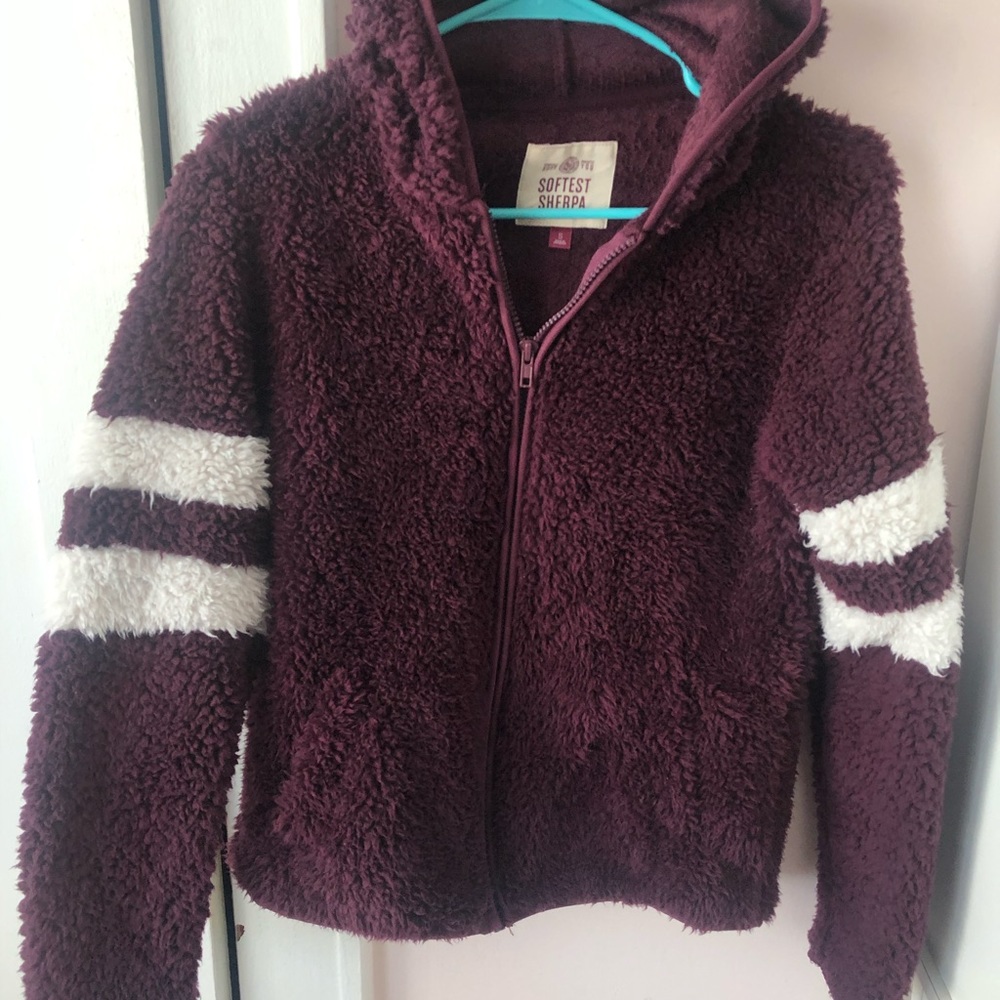 Maroon Sherpa